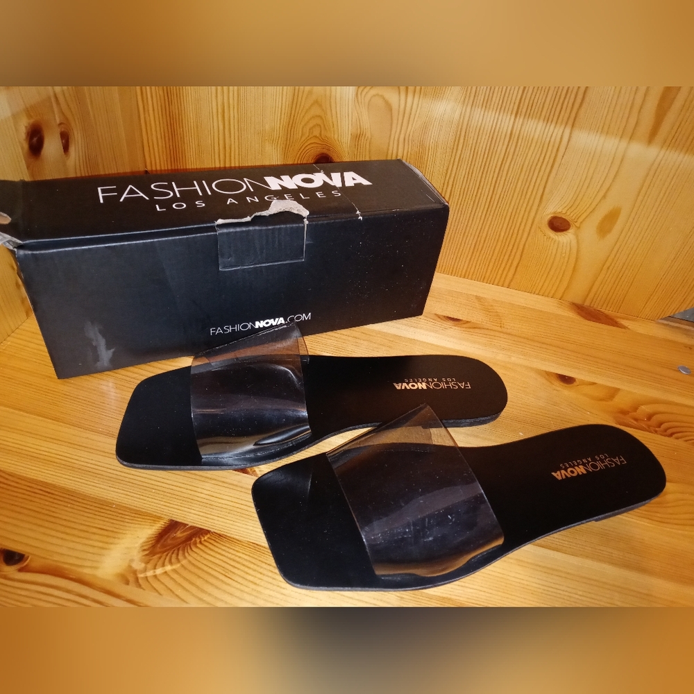 FASHION NOVA Sandals Just For The Night. Size: 11. Black Color.